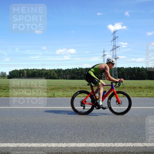 07.09.2025 - 19. Norderstedt Triathlon Michael Burmester http://msf.ph/oto/8835107 07.09.2025 14:04:01 Radfahren 900, 1017 meine-sportfotos.de