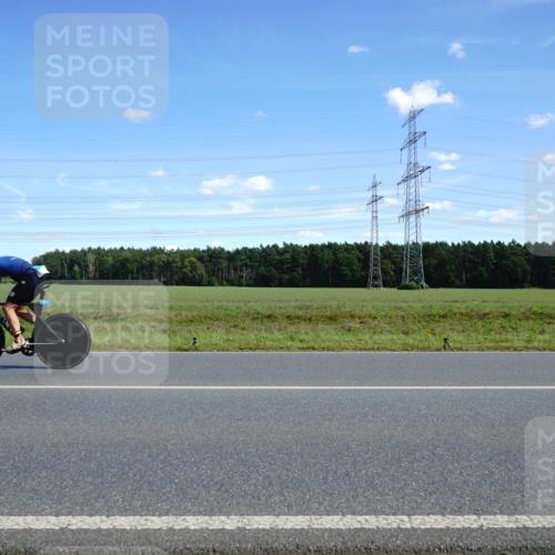 07.09.2025 - 19. Norderstedt Triathlon Michael Burmester http://msf.ph/oto/8835118 07.09.2025 14:04:03 Radfahren 900, 979, 1017, 1018 meine-sportfotos.de