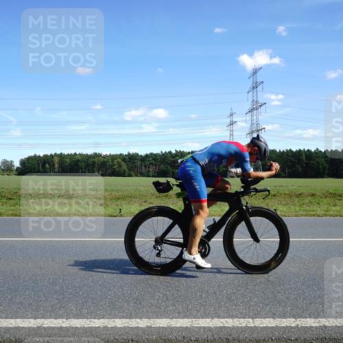 07.09.2025 - 19. Norderstedt Triathlon Michael Burmester http://msf.ph/oto/8835126 07.09.2025 14:04:05 Radfahren 979, 1018, 1456 meine-sportfotos.de