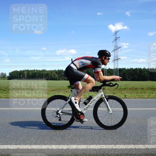 07.09.2025 - 19. Norderstedt Triathlon Michael Burmester http://msf.ph/oto/8835130 07.09.2025 14:04:06 Radfahren 979, 1018, 1456 meine-sportfotos.de