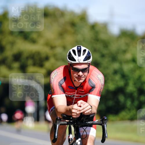 07.09.2025 - 19. Norderstedt Triathlon Michael Burmester http://msf.ph/oto/8835134 07.09.2025 12:29:01 Radfahren 851 meine-sportfotos.de