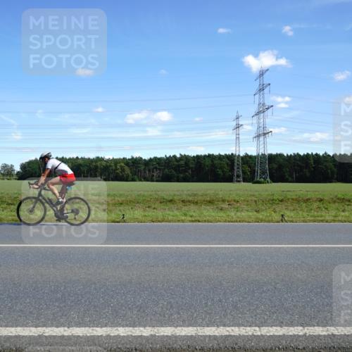 07.09.2025 - 19. Norderstedt Triathlon Michael Burmester http://msf.ph/oto/8835141 07.09.2025 14:04:08 Radfahren 979, 1018, 1456 meine-sportfotos.de