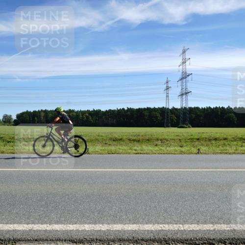 07.09.2025 - 19. Norderstedt Triathlon Michael Burmester http://msf.ph/oto/8835149 07.09.2025 12:00:31 Radfahren 216, 292, 1280, 1343, 1361 meine-sportfotos.de