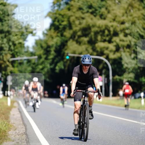 07.09.2025 - 19. Norderstedt Triathlon Michael Burmester http://msf.ph/oto/8835151 07.09.2025 12:29:12 Radfahren 214 meine-sportfotos.de