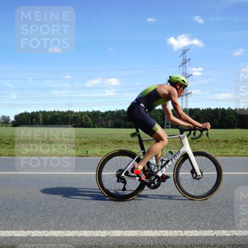 07.09.2025 - 19. Norderstedt Triathlon Michael Burmester http://msf.ph/oto/8835192 07.09.2025 14:04:24 Radfahren 400, 879, 996, 1026, 1462 meine-sportfotos.de