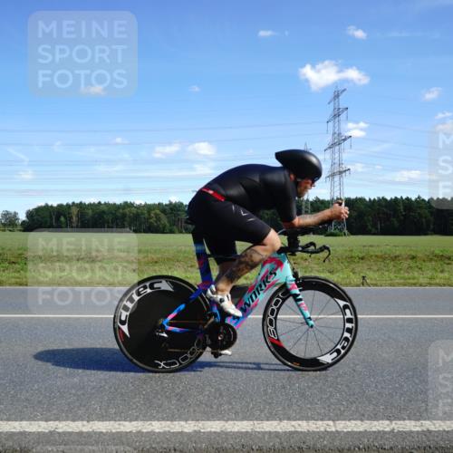 07.09.2025 - 19. Norderstedt Triathlon Michael Burmester http://msf.ph/oto/8835210 07.09.2025 14:04:37 Radfahren 1459 meine-sportfotos.de