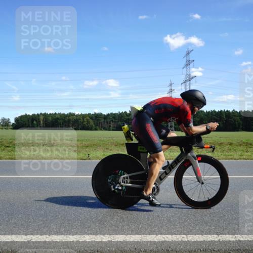 07.09.2025 - 19. Norderstedt Triathlon Michael Burmester http://msf.ph/oto/8835226 07.09.2025 14:04:50 Radfahren 958, 972 meine-sportfotos.de