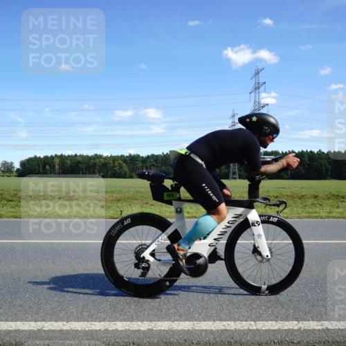 07.09.2025 - 19. Norderstedt Triathlon Michael Burmester http://msf.ph/oto/8835231 07.09.2025 14:04:53 Radfahren 958, 972 meine-sportfotos.de