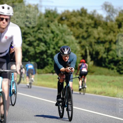 07.09.2025 - 19. Norderstedt Triathlon Michael Burmester http://msf.ph/oto/8835237 07.09.2025 12:29:59 Radfahren 145, 177, 251, 737, 811 meine-sportfotos.de