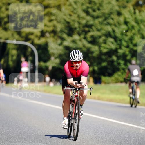 07.09.2025 - 19. Norderstedt Triathlon Michael Burmester http://msf.ph/oto/8835254 07.09.2025 12:30:08 Radfahren 295, 307, 1317 meine-sportfotos.de