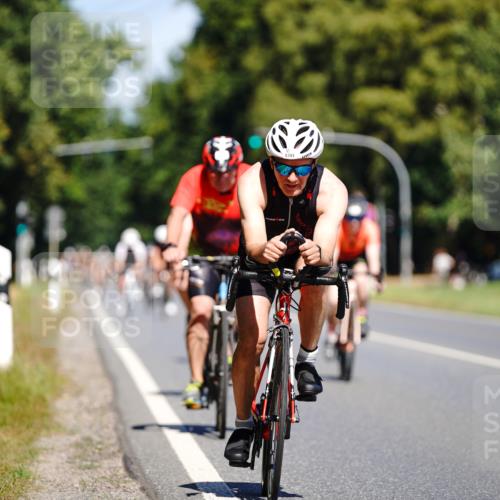 07.09.2025 - 19. Norderstedt Triathlon Michael Burmester http://msf.ph/oto/8835279 07.09.2025 12:30:20 Radfahren 742, 1242, 1307, 1337, 1391 meine-sportfotos.de