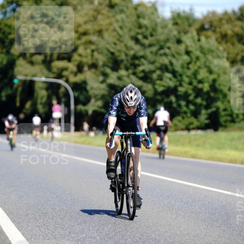 07.09.2025 - 19. Norderstedt Triathlon Michael Burmester http://msf.ph/oto/8835301 07.09.2025 12:30:30 Radfahren 207, 282, 1360 meine-sportfotos.de
