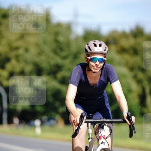 07.09.2025 - 19. Norderstedt Triathlon Michael Burmester http://msf.ph/oto/8835346 07.09.2025 12:30:58 Radfahren 721 meine-sportfotos.de
