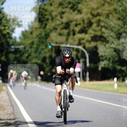 07.09.2025 - 19. Norderstedt Triathlon Michael Burmester http://msf.ph/oto/8835375 07.09.2025 13:50:29 Radfahren 877 meine-sportfotos.de