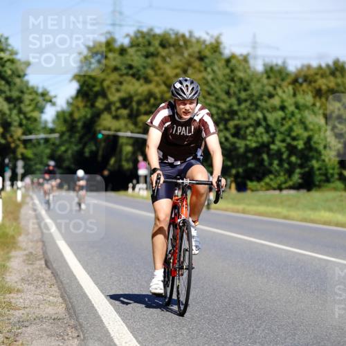 07.09.2025 - 19. Norderstedt Triathlon Michael Burmester http://msf.ph/oto/8835405 07.09.2025 12:31:26 Radfahren 227, 1238, 1311 meine-sportfotos.de