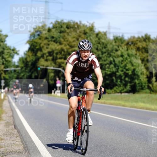 07.09.2025 - 19. Norderstedt Triathlon Michael Burmester http://msf.ph/oto/8835407 07.09.2025 12:31:26 Radfahren 227, 1238, 1311 meine-sportfotos.de