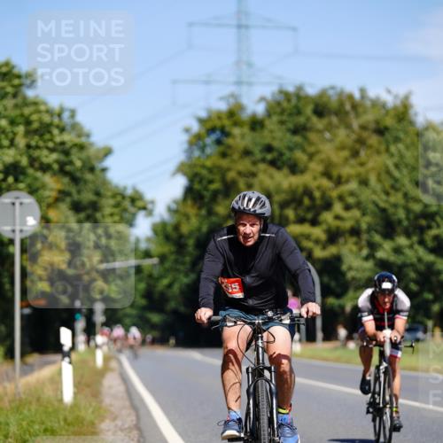 07.09.2025 - 19. Norderstedt Triathlon Michael Burmester http://msf.ph/oto/8835427 07.09.2025 12:31:34 Radfahren 713, 1255 meine-sportfotos.de