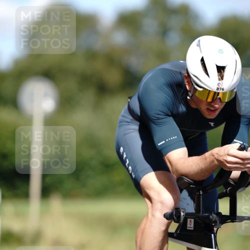 07.09.2025 - 19. Norderstedt Triathlon Michael Burmester http://msf.ph/oto/8835428 07.09.2025 13:51:24 Radfahren 876, 963, 1421 meine-sportfotos.de