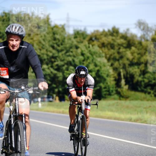 07.09.2025 - 19. Norderstedt Triathlon Michael Burmester http://msf.ph/oto/8835429 07.09.2025 12:31:35 Radfahren 713, 1255 meine-sportfotos.de