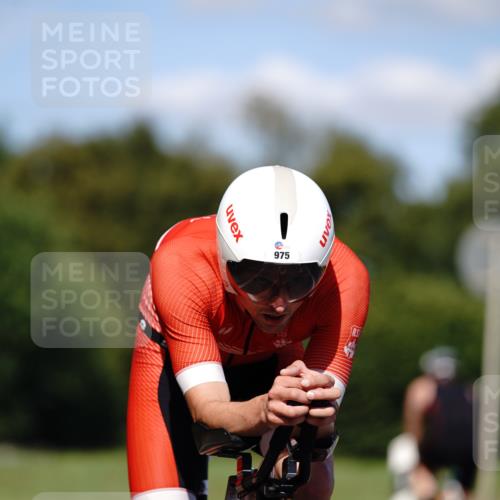 07.09.2025 - 19. Norderstedt Triathlon Michael Burmester http://msf.ph/oto/8835436 07.09.2025 13:51:29 Radfahren 975 meine-sportfotos.de