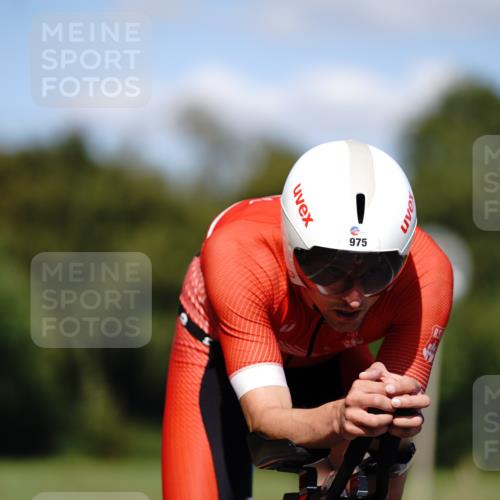 07.09.2025 - 19. Norderstedt Triathlon Michael Burmester http://msf.ph/oto/8835437 07.09.2025 13:51:29 Radfahren 975 meine-sportfotos.de