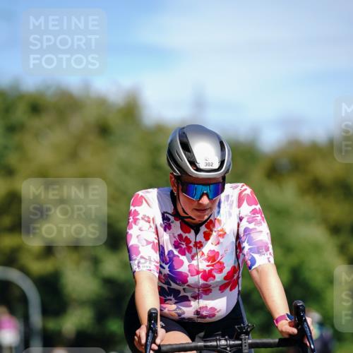 07.09.2025 - 19. Norderstedt Triathlon Michael Burmester http://msf.ph/oto/8835455 07.09.2025 12:31:56 Radfahren 302, 1322, 1339 meine-sportfotos.de
