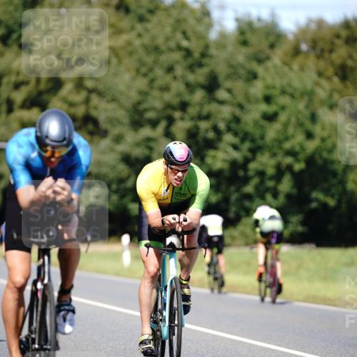 07.09.2025 - 19. Norderstedt Triathlon Michael Burmester http://msf.ph/oto/8835458 07.09.2025 13:51:45 Radfahren 394, 400, 880, 1028, 1041 meine-sportfotos.de