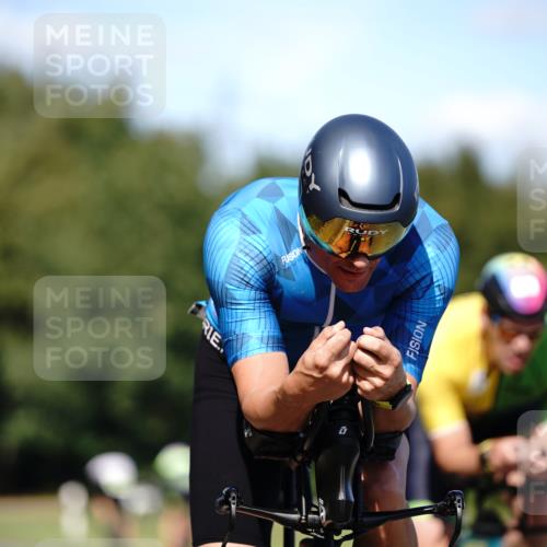 07.09.2025 - 19. Norderstedt Triathlon Michael Burmester http://msf.ph/oto/8835461 07.09.2025 13:51:45 Radfahren 394, 400, 880, 1028, 1041 meine-sportfotos.de