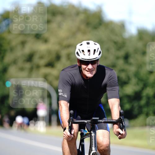 07.09.2025 - 19. Norderstedt Triathlon Michael Burmester http://msf.ph/oto/8835465 07.09.2025 13:51:46 Radfahren 394, 400, 880, 1028 meine-sportfotos.de