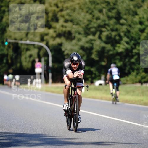 07.09.2025 - 19. Norderstedt Triathlon Michael Burmester http://msf.ph/oto/8835470 07.09.2025 13:51:52 Radfahren 983 meine-sportfotos.de