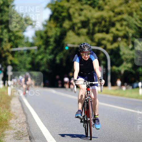 07.09.2025 - 19. Norderstedt Triathlon Michael Burmester http://msf.ph/oto/8835478 07.09.2025 12:32:08 Radfahren 260, 761 meine-sportfotos.de