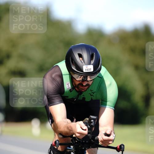 07.09.2025 - 19. Norderstedt Triathlon Michael Burmester http://msf.ph/oto/8835484 07.09.2025 13:51:57 Radfahren 911, 1037 meine-sportfotos.de