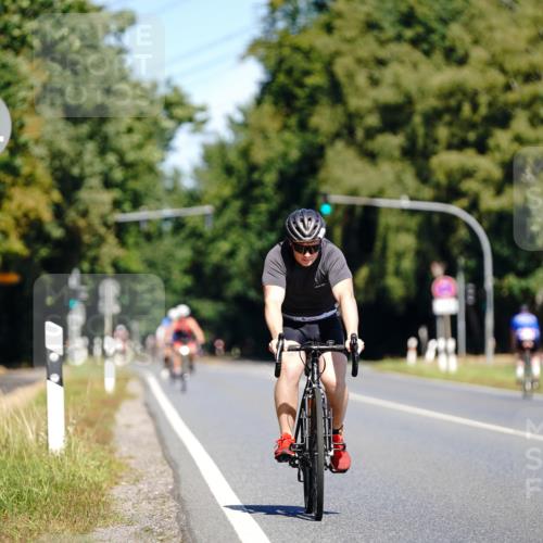 07.09.2025 - 19. Norderstedt Triathlon Michael Burmester http://msf.ph/oto/8835486 07.09.2025 12:32:16 Radfahren 277 meine-sportfotos.de