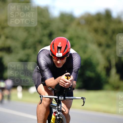 07.09.2025 - 19. Norderstedt Triathlon Michael Burmester http://msf.ph/oto/8835489 07.09.2025 13:51:59 Radfahren 911, 965, 1037 meine-sportfotos.de