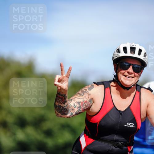 07.09.2025 - 19. Norderstedt Triathlon Michael Burmester http://msf.ph/oto/8835508 07.09.2025 12:32:29 Radfahren 304, 828, 1477 meine-sportfotos.de