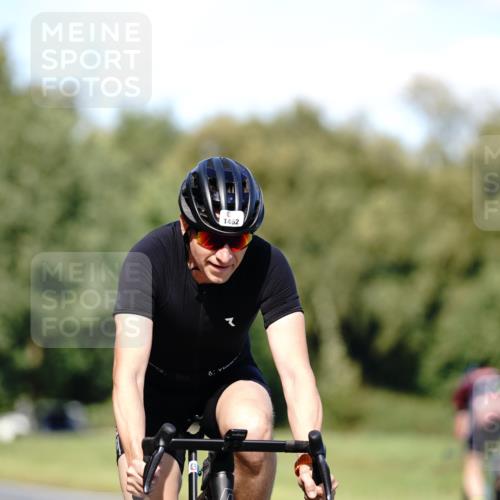 07.09.2025 - 19. Norderstedt Triathlon Michael Burmester http://msf.ph/oto/8835516 07.09.2025 13:52:32 Radfahren 361, 366, 1462, 1468 meine-sportfotos.de