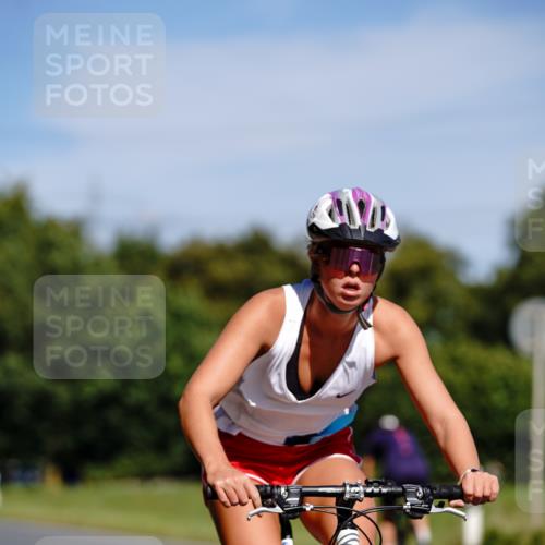 07.09.2025 - 19. Norderstedt Triathlon Michael Burmester http://msf.ph/oto/8835524 07.09.2025 12:32:41 Radfahren 195, 724 meine-sportfotos.de