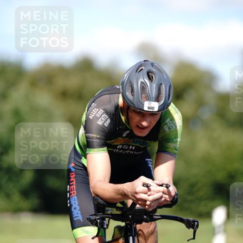 07.09.2025 - 19. Norderstedt Triathlon Michael Burmester http://msf.ph/oto/8835531 07.09.2025 13:52:37 Radfahren 900, 1468 meine-sportfotos.de