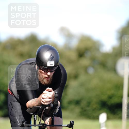 07.09.2025 - 19. Norderstedt Triathlon Michael Burmester http://msf.ph/oto/8835542 07.09.2025 13:53:06 Radfahren 382, 1459 meine-sportfotos.de