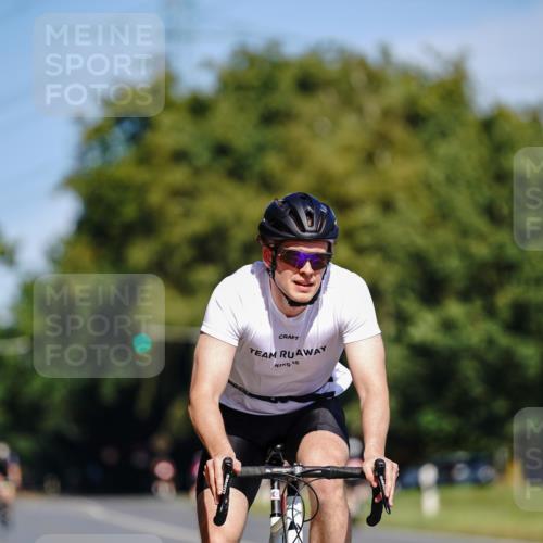 07.09.2025 - 19. Norderstedt Triathlon Michael Burmester http://msf.ph/oto/8835559 07.09.2025 12:33:19 Radfahren 139 meine-sportfotos.de