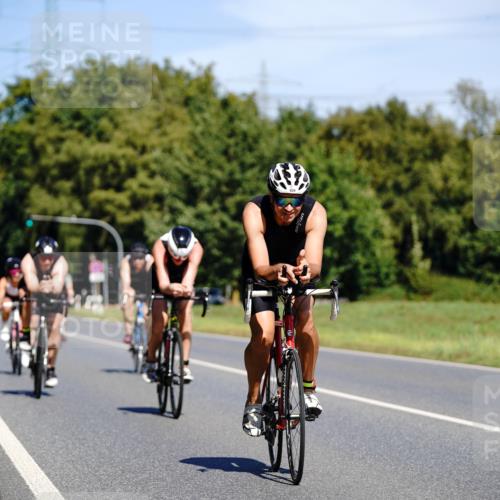 07.09.2025 - 19. Norderstedt Triathlon Michael Burmester http://msf.ph/oto/8835571 07.09.2025 12:33:47 Radfahren 236, 308, 767, 783, 820 meine-sportfotos.de