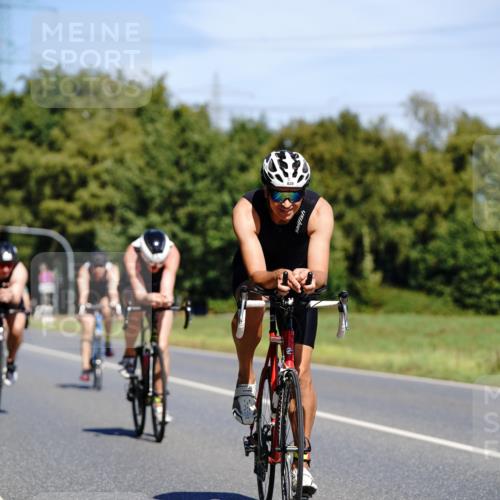 07.09.2025 - 19. Norderstedt Triathlon Michael Burmester http://msf.ph/oto/8835576 07.09.2025 12:33:47 Radfahren 236, 308, 767, 783, 820 meine-sportfotos.de