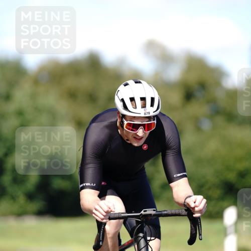 07.09.2025 - 19. Norderstedt Triathlon Michael Burmester http://msf.ph/oto/8835581 07.09.2025 13:53:33 Radfahren 879, 978, 988 meine-sportfotos.de