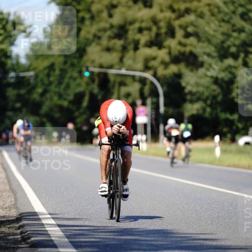07.09.2025 - 19. Norderstedt Triathlon Michael Burmester http://msf.ph/oto/8835589 07.09.2025 13:53:39 Radfahren 977 meine-sportfotos.de