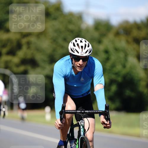 07.09.2025 - 19. Norderstedt Triathlon Michael Burmester http://msf.ph/oto/8835634 07.09.2025 13:54:08 Radfahren 364, 373, 982 meine-sportfotos.de