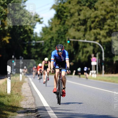 07.09.2025 - 19. Norderstedt Triathlon Michael Burmester http://msf.ph/oto/8835663 07.09.2025 13:54:21 Radfahren 1034, 1040 meine-sportfotos.de