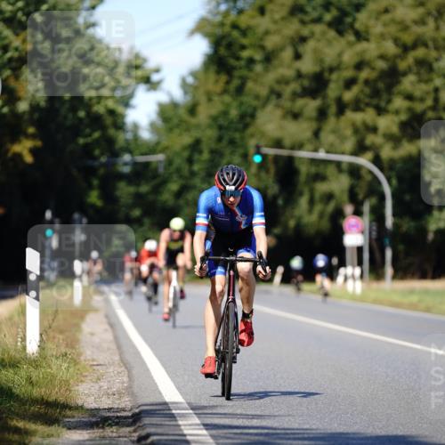 07.09.2025 - 19. Norderstedt Triathlon Michael Burmester http://msf.ph/oto/8835665 07.09.2025 13:54:21 Radfahren 1034, 1040 meine-sportfotos.de