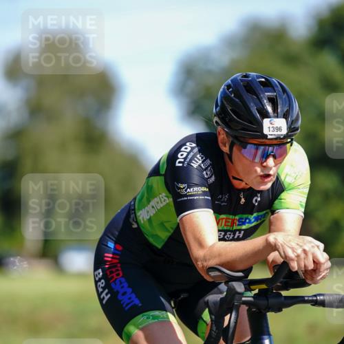 07.09.2025 - 19. Norderstedt Triathlon Michael Burmester http://msf.ph/oto/8835675 07.09.2025 12:35:12 Radfahren 213, 827, 1396 meine-sportfotos.de