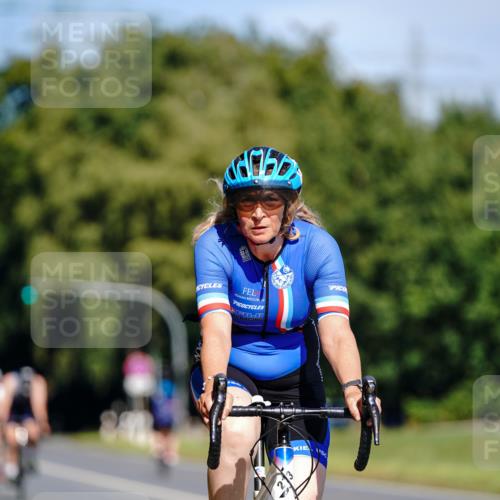 07.09.2025 - 19. Norderstedt Triathlon Michael Burmester http://msf.ph/oto/8835677 07.09.2025 12:35:14 Radfahren 213, 827, 1396 meine-sportfotos.de