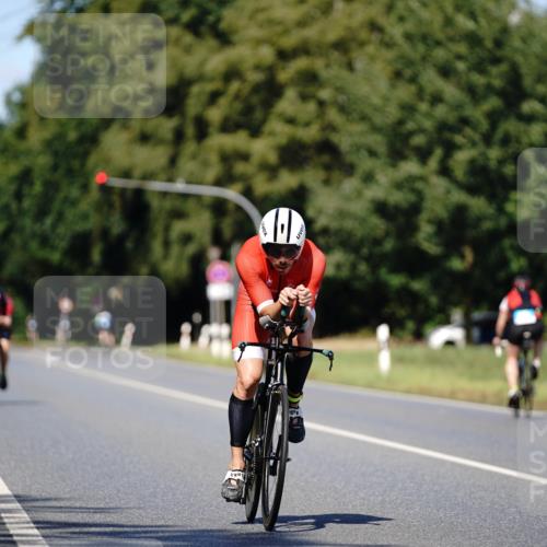07.09.2025 - 19. Norderstedt Triathlon Michael Burmester http://msf.ph/oto/8835678 07.09.2025 13:54:26 Radfahren 974, 996, 1040 meine-sportfotos.de
